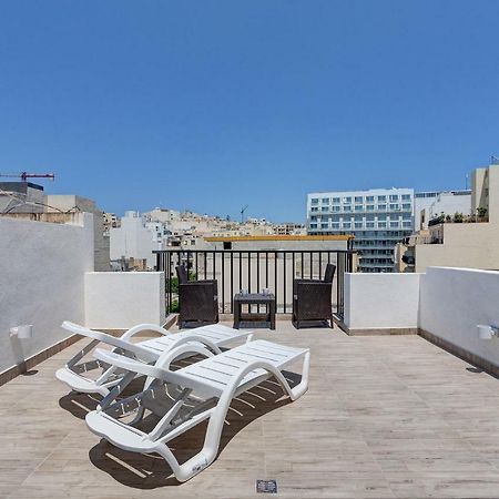 Ferienwohnung Cosy 1Br Penthouse With Terrace, Great Location Gzira Exterior foto